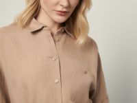 Платье с коротким рукавом и добавлением льна