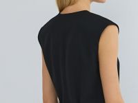 Удлинённый жилет, Черный