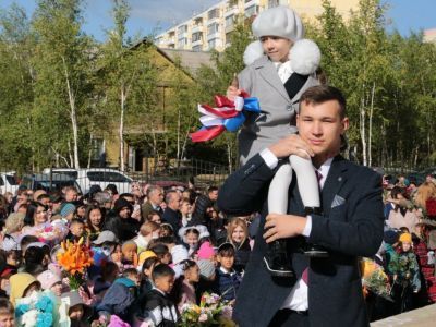 День знаний в Мирнинском районе многолюден