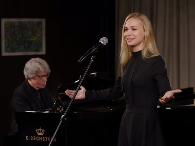 Билеты на Приношение Марине Цветаевой (Есенин-центр) / Театр | Афиша | ИнфоТаймс