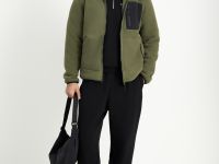 Флисовая куртка с капюшоном