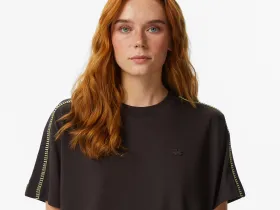 Женская хлопковая футболка Lacoste