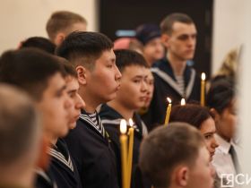 В Якутске в строящемся храме Всех Святых освятили колокола