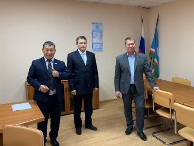 Коллективу Фонда капительного ремонта Якутии представили нового руководителя