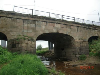 Трехпролетный мост