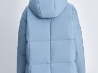 Пуховик с капюшоном и воротником-стойкой