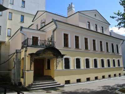 Флигели городской усадьбы