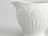 Молочник Emboss White