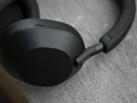 Беспроводные наушники Sony