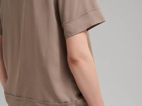 Легкая блузка на пуговицах