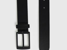 Ремень с чёрной пряжкой, Черный