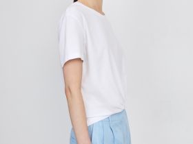 Футболка с узлом