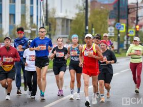 В Якутске стартовал чемпионат России по бегу на 100 км