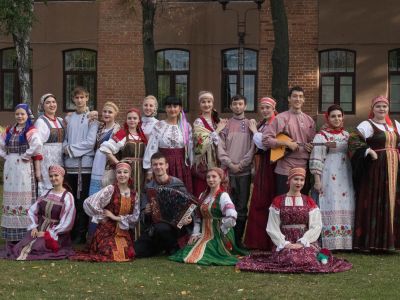 Фольклорный ансамбль «Яромилъ»