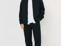 Бомбер на молнии, Черный