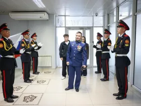 В Якутск приехал Герой России Виктор Софронов