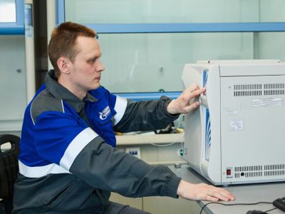Химико-аналитическая лаборатория «Газпром добыча Ноябрьск» расширила область аккредитации