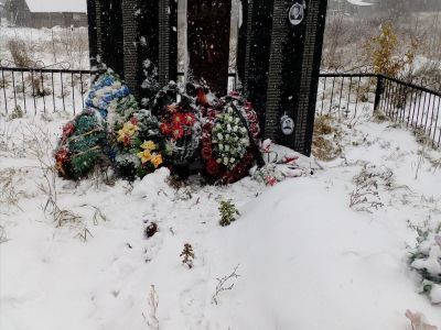 Братская могила воинов Советской Армии, погибших в 1944 г.