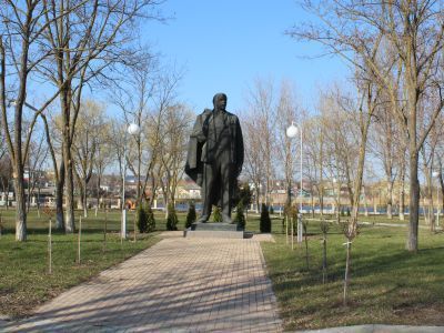 Памятник В.И. Ленину