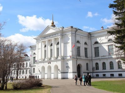 Главный корпус Томского университета, где в 1908-1909 гг. на юридическом факультете учился Куйбышев Валериан Владимирович