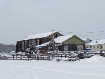 Жители села Телиги Якутии просят построить новый спортивный зал или отремонтировать существующий