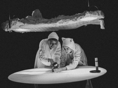 Билеты на Её зовут Кьюб (Муха) / Театр | Афиша | ИнфоТаймс