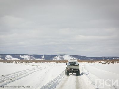 В Хангаласском районе продлили работу двух ледовых переправ