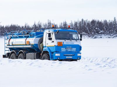 «Саханефтегазсбыт» досрочно завершил перевозку топлива по автозимникам