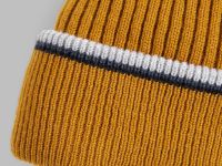 Шапка из шерсти