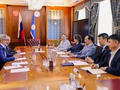 Глава Якутии провел рабочую встречу с заместителем председателя правительства Татарстана