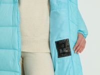 Пуховое пальто с воротником-стойкой