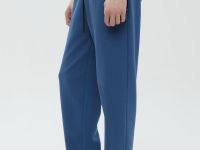 Спортивные брюки зауженного кроя на резинке