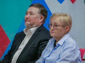 В Якутске презентовали книгу Альбины Даниловой «Однажды в Сахавуде»