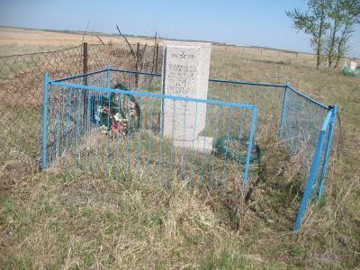 Братская могила погибших партизан