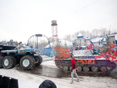 Билеты на Новогодняя Ёлка у каскадёров. Тайна планеты Роботов (Парк киноприключений «Мастер Панин») / Событие | Афиша | ИнфоТаймс