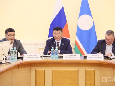 Сергей Местников наградил организаторов двух спартакиад в Якутии