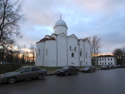 Церковь Иоанна Предтечи на Опоках