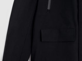 Пуховое полупальто прямого силуэта