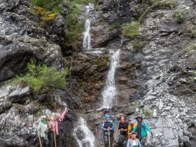 «В горах Семи Хребтов. Водопады хребта Сэттэ Дабан»