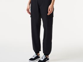 Женские брюки-джоггеры Lacosteс логотипом