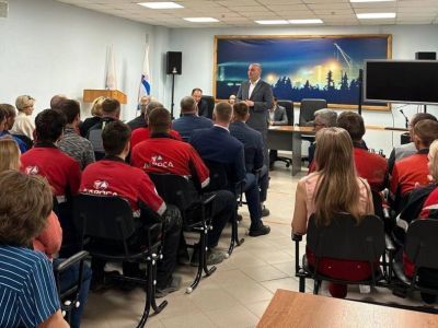 Глава района продолжает работу в Айхале