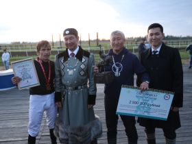 Стали известны победители конных скачек на призы главы Якутии