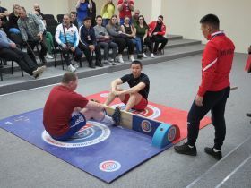 В Чувашии стартует чемпионат России по мас-рестлингу