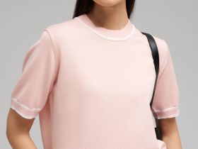 Легкий джемпер с короткими рукавами