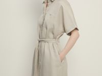Платье с коротким рукавом и добавлением льна