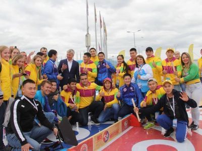 Павел Колобков побывал на площадке мас-рестлинга в Сочи. Фото