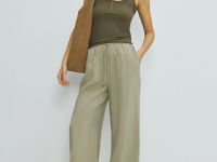 Майка в рубчик с вырезом хенли, Зеленый