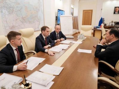 Глава Якутии встретился с министром природных ресурсов и экологии России