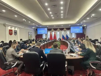 Первое заседание Российско-Китайского экспертного совета по искусственному интеллекту состоялось в Иркутске / ЯСИА   