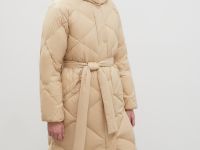 Стеганое пуховое пальто с поясом